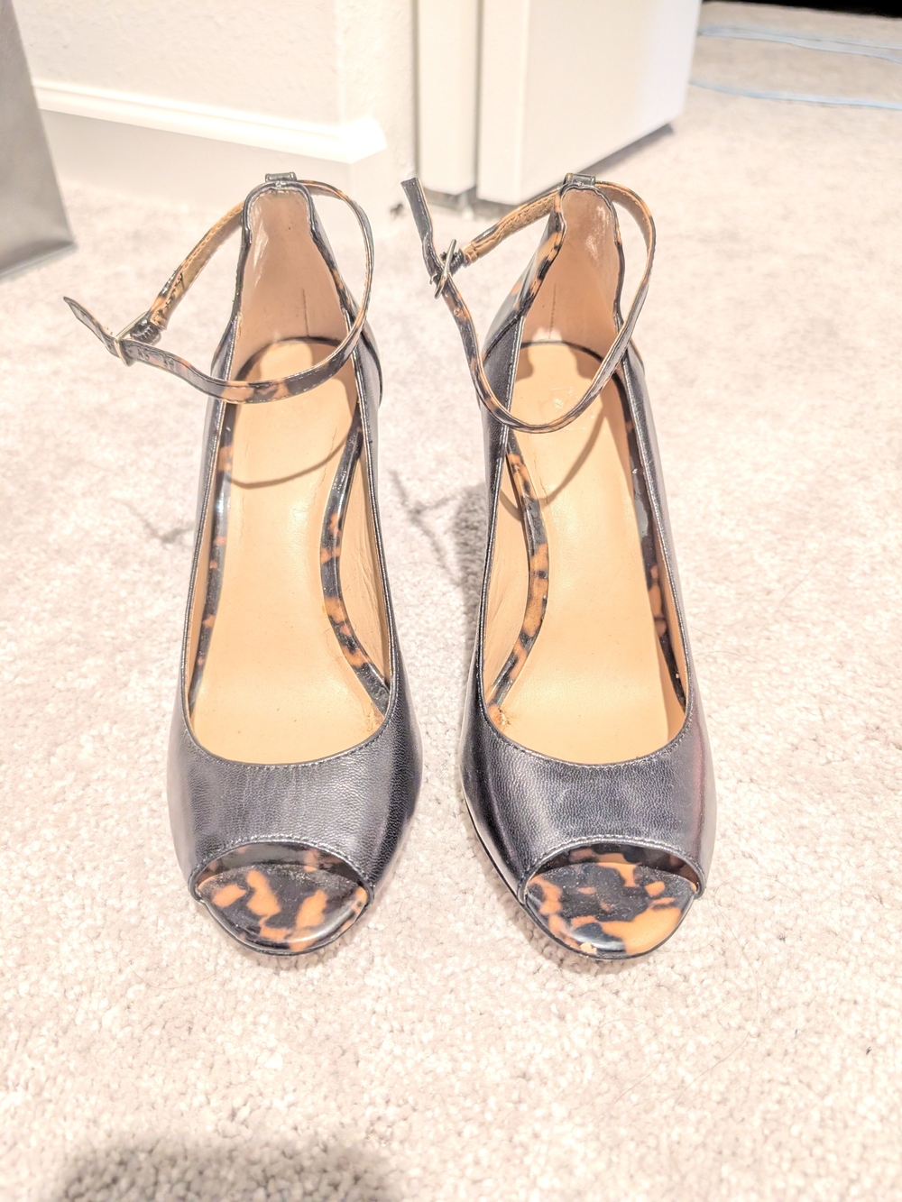 Ann Taylor Black Open-Toe Heels with Tortoiseshell Accent